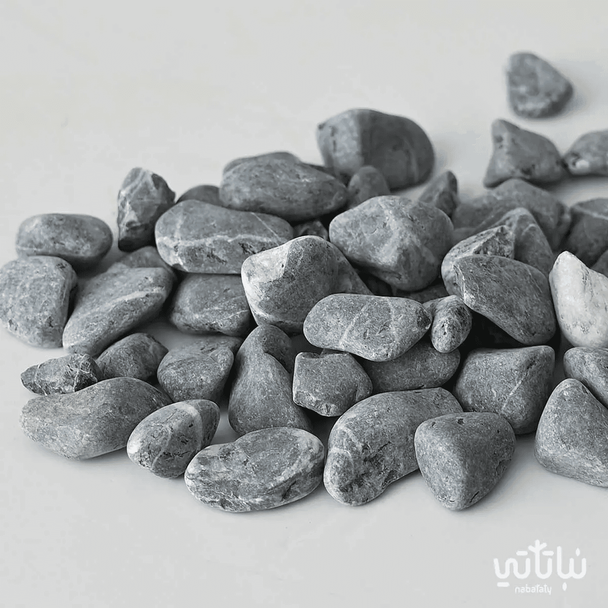 2–4 cm Black Izmir Stone 2