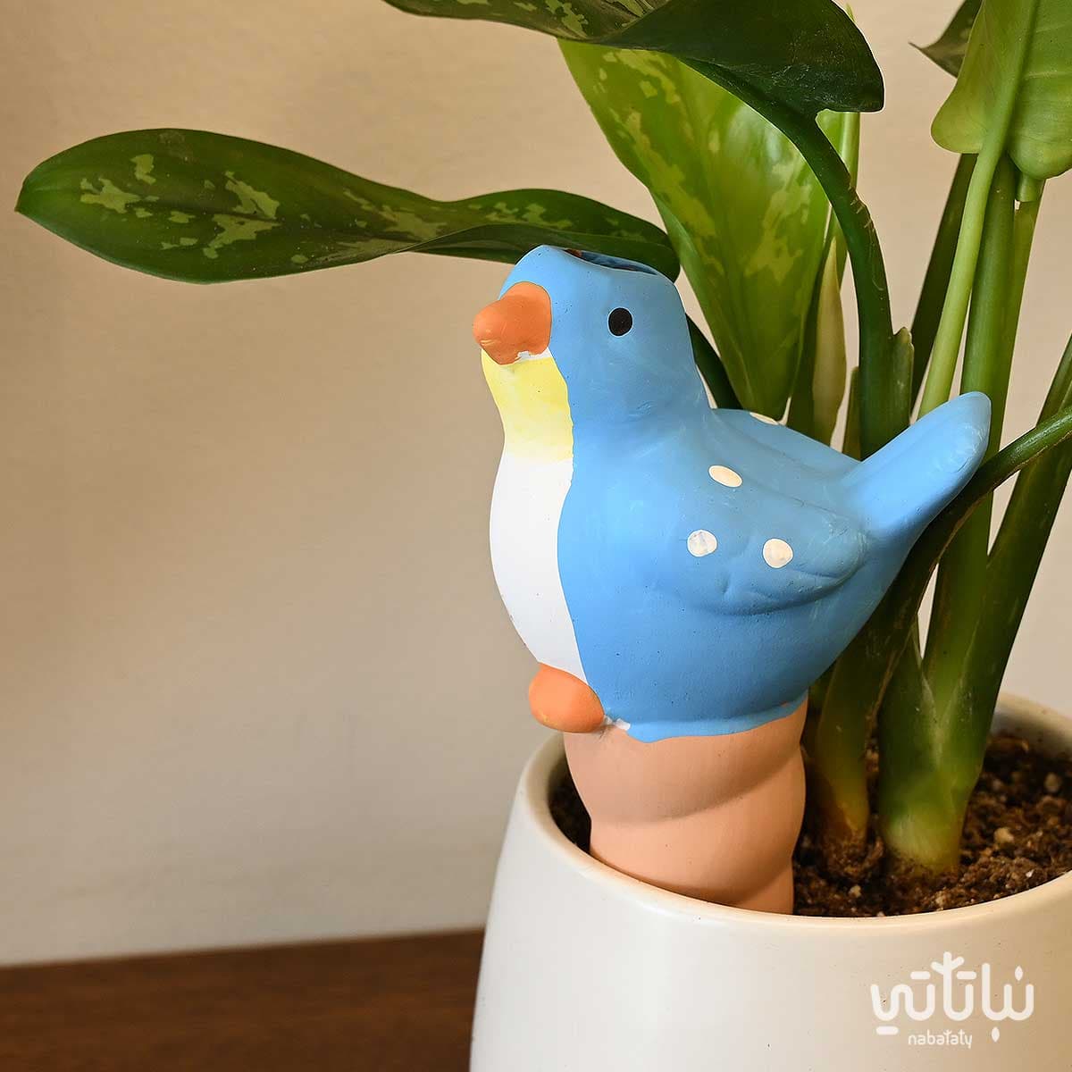 Pottery irrigation funnel shape of a bird 3