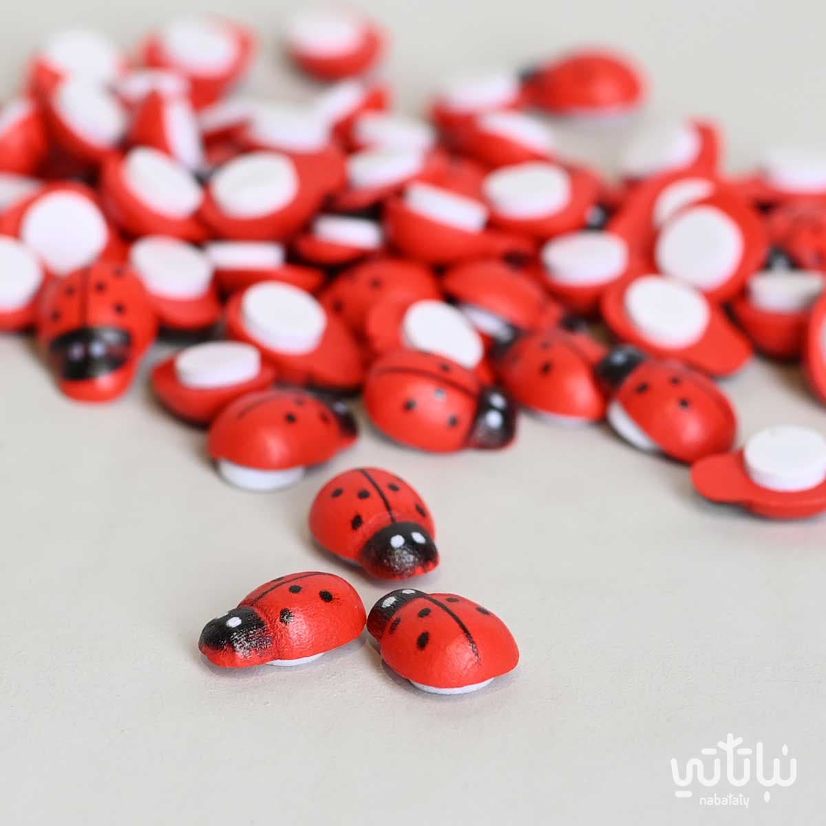 ملصقات الدعسوقة الحمراء 2