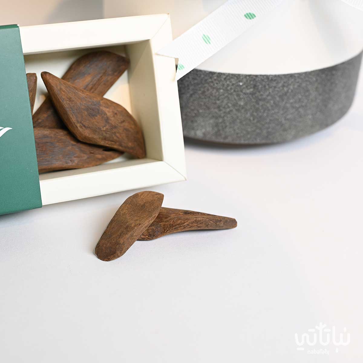 هدية منزل مبارك نبتة الاجلونيما و عود موروكي